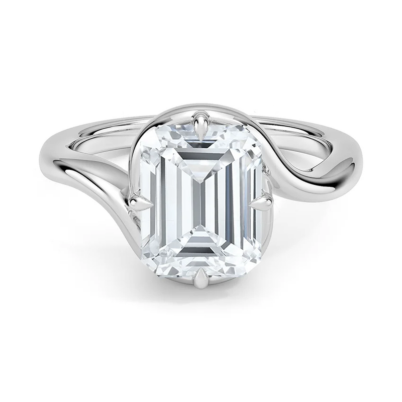 Aurora Emerald lab-grown diamond ring, top view, 2 carat