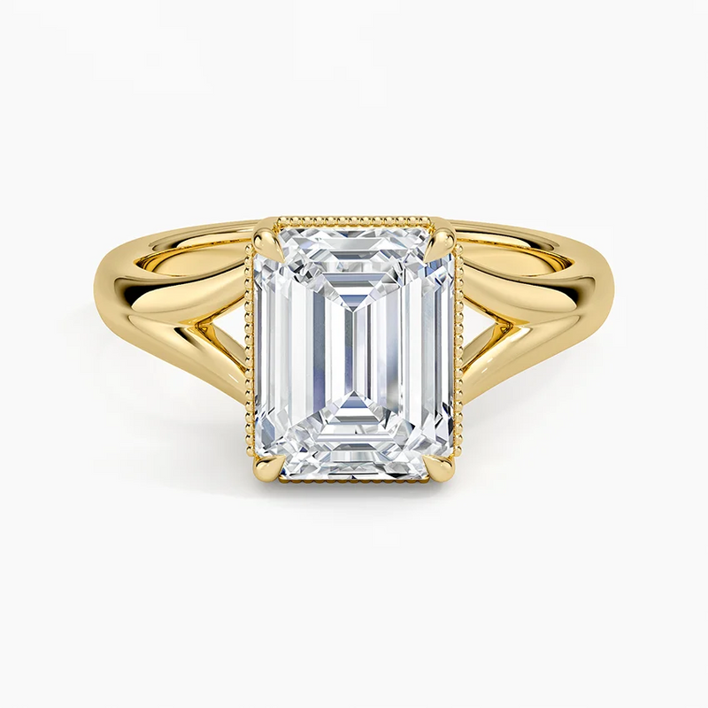 Hummingbird Emerald lab-grown diamond ring, top view, 2 carat