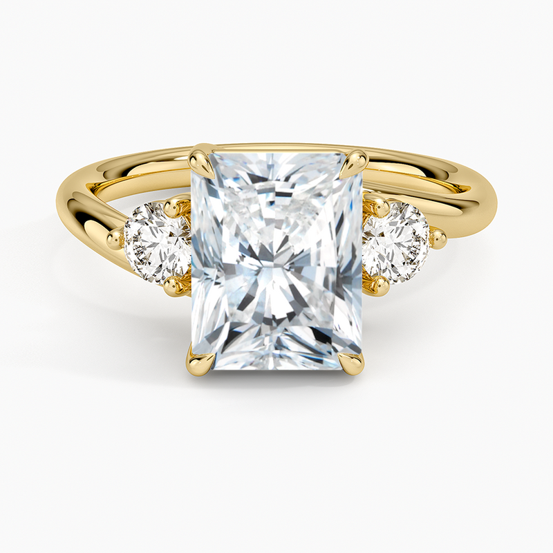 Santa Fe Radiant lab-grown diamond ring, top view, 2 carat