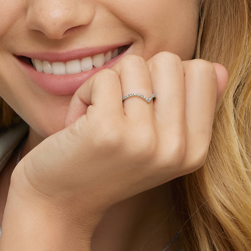Fine Pavé Chevron - Yellow Gold - Lifestyle