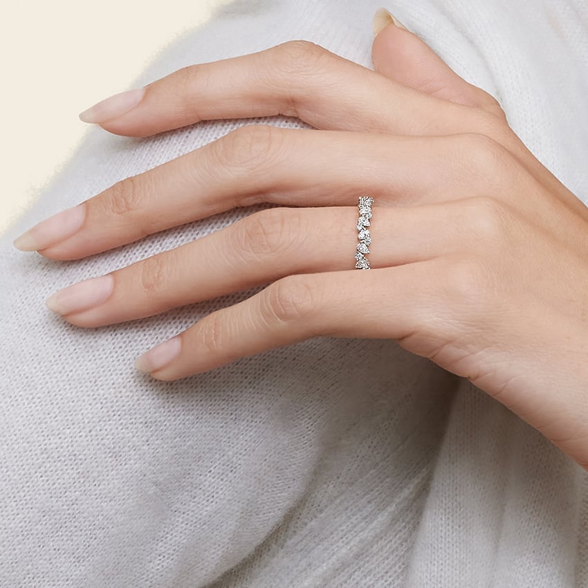 Scattered Pear - White Gold - Lifestyle
