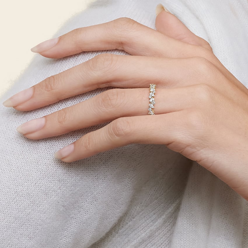Scattered Pear - Yellow Gold - Lifestyle