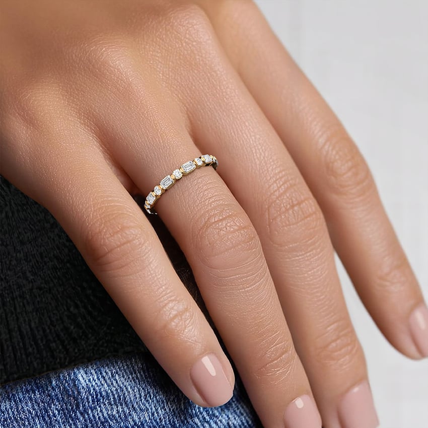 Emerald Eternity Mix - Yellow Gold - Lifestyle