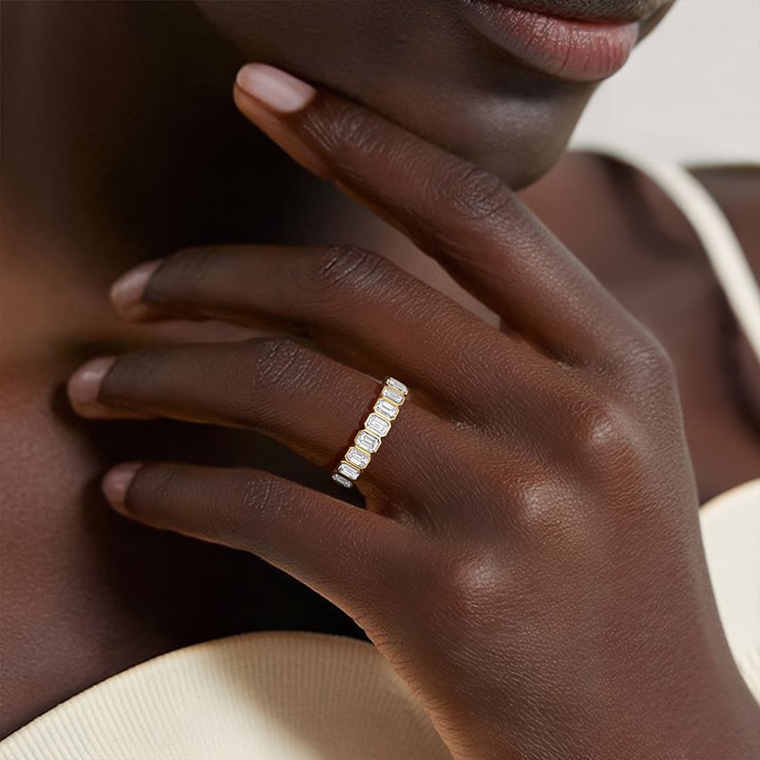 Emerald Bezel - Yellow Gold - Lifestyle