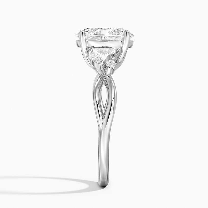 Noosa Oval lab-grown diamond ring, side2, 2 ct