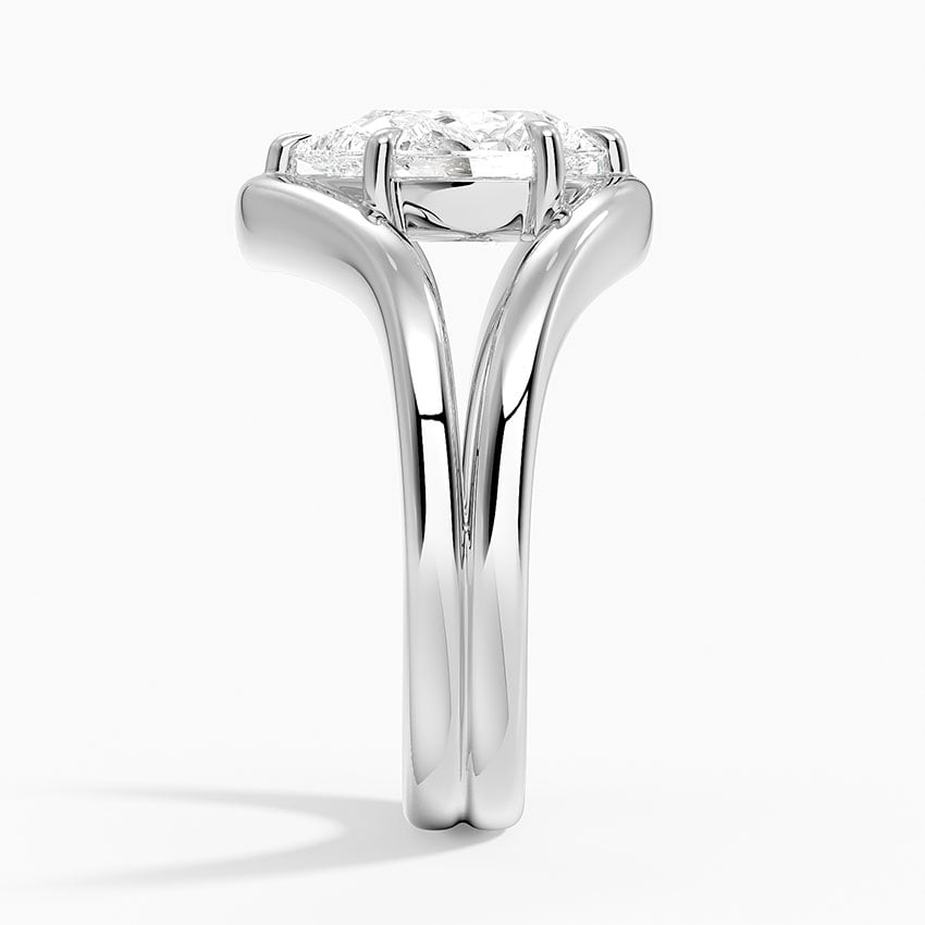 Snow Pear lab-grown diamond ring, side2, 2 ct