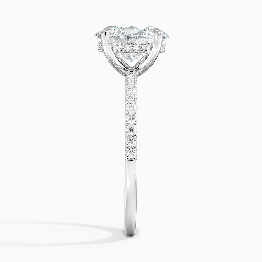 Vivienne Oval lab-grown diamond ring, side2, 2 ct