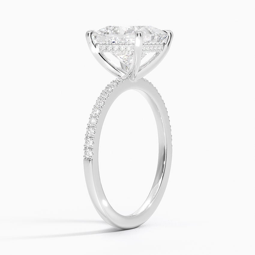 Alice Princess lab-grown diamond ring, side1, 2 ct
