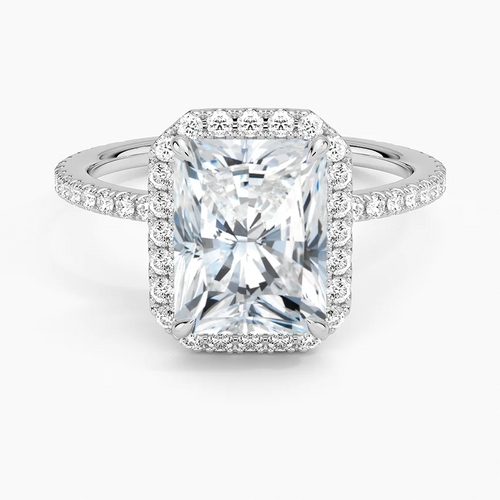 Anita Radiant lab-grown diamond ring, top view, 2 carat