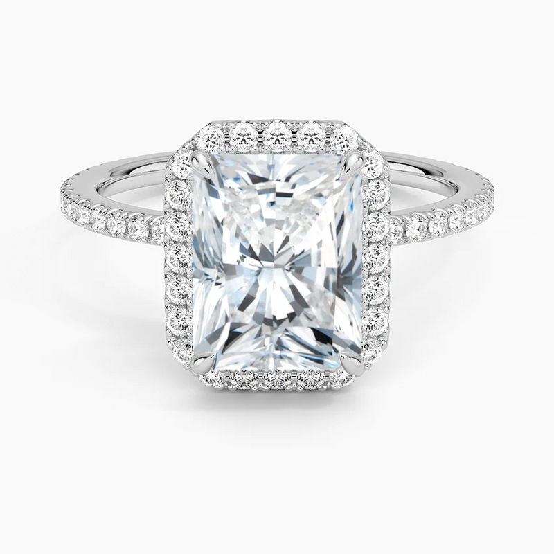 Anita Radiant lab-grown diamond ring, top view, 2 carat
