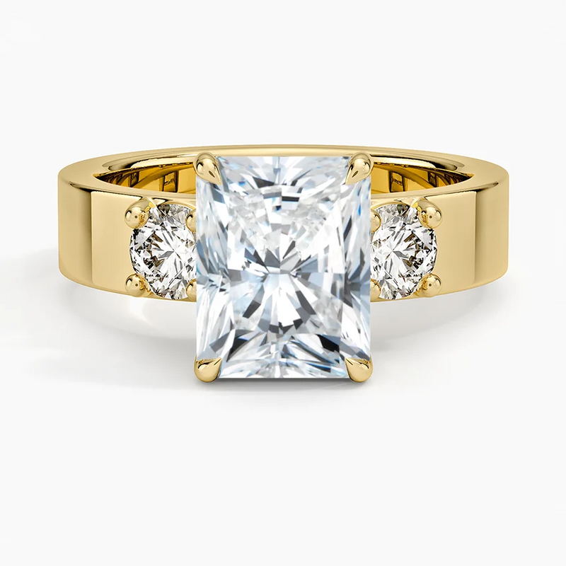 Gwen Radiant lab-grown diamond ring, top view, 2 carat