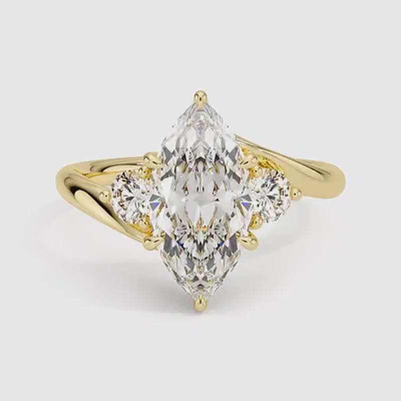 Portofino Diamond Ring - Yellow Gold - 360 Loop