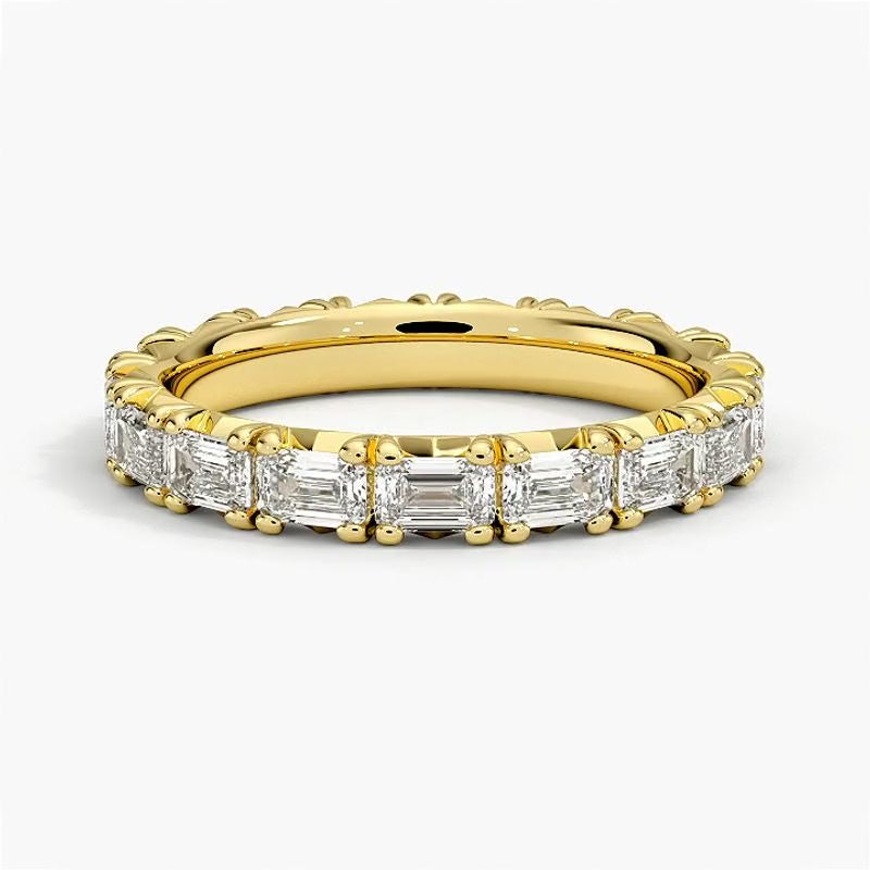 Endless Emerald - Yellow Gold - 360 Loop