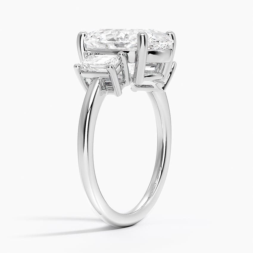 Geneva Diamond Ring - White Gold - 4 ct - Side 1