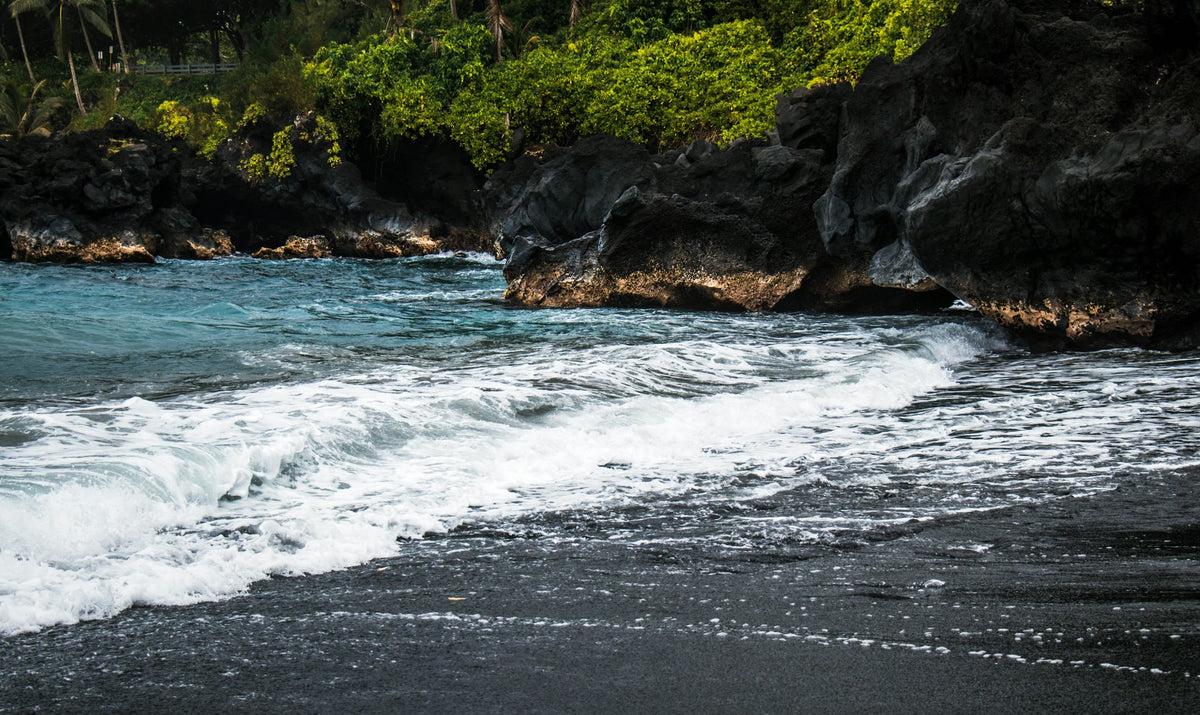 Maui, The Scooped Shore