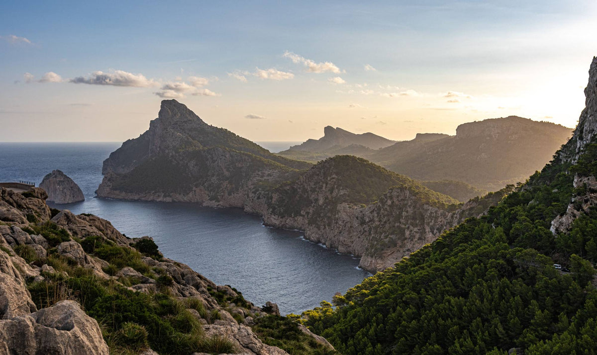 Mallorca, Walls Without Mortar