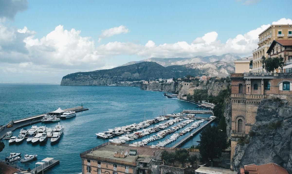 Sorrento, The Tuff Shelf